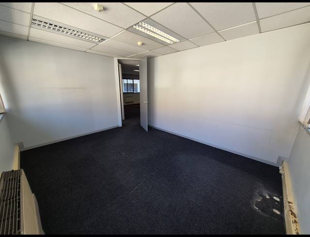 322M² OFFICE TO LET IN SANDTON CENTRAL